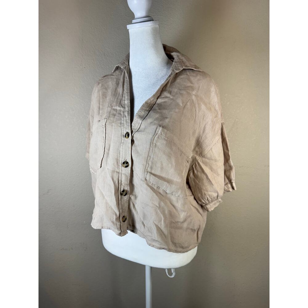 Zara Beige Short-Sleeve Button Front Blouse